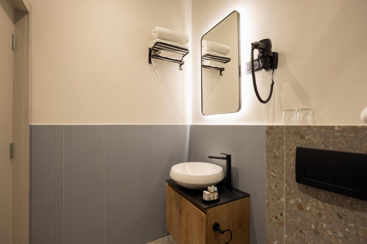 Hop Inn Rooms & Suites Βελιγράδι Εξωτερικό φωτογραφία