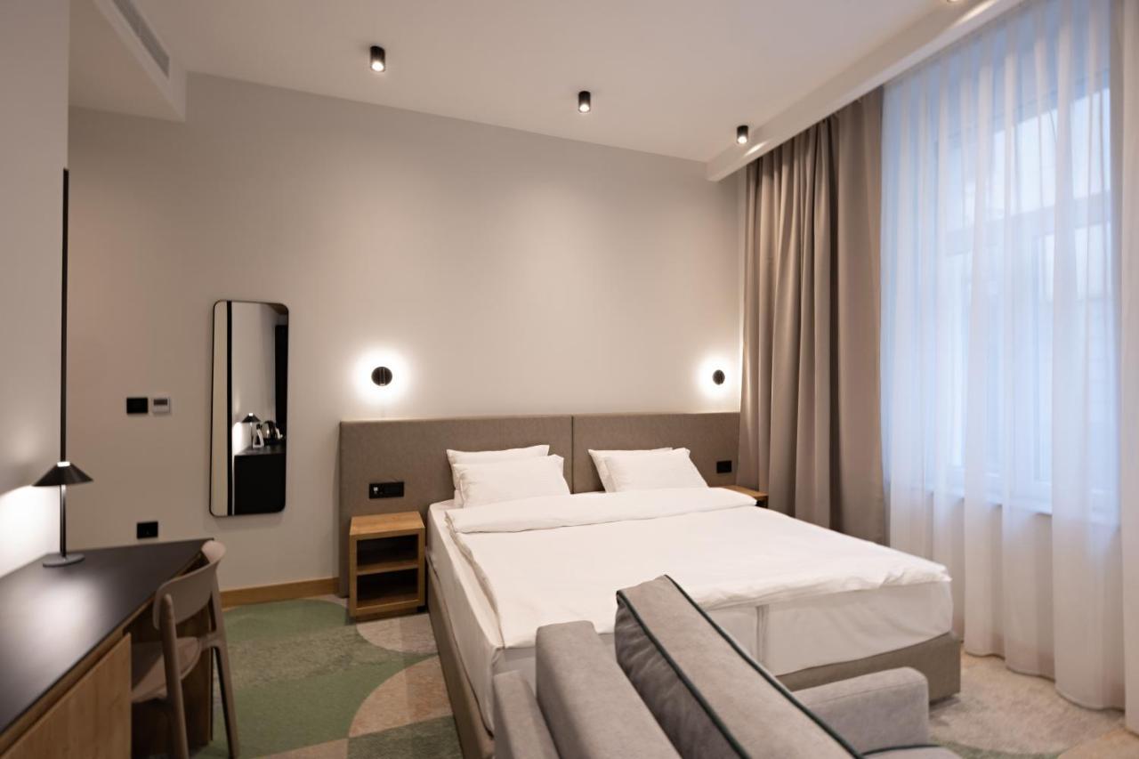 Hop Inn Rooms & Suites Βελιγράδι Εξωτερικό φωτογραφία