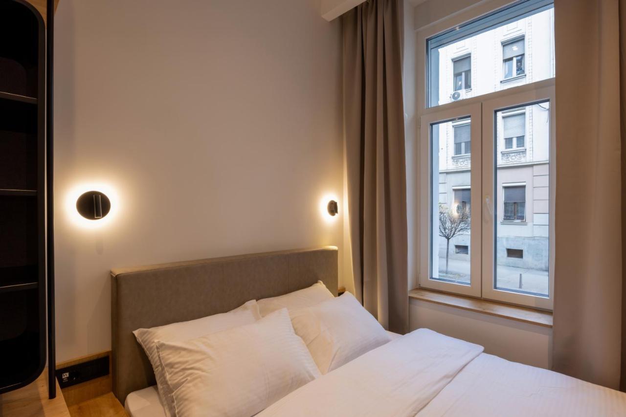 Hop Inn Rooms & Suites Βελιγράδι Εξωτερικό φωτογραφία