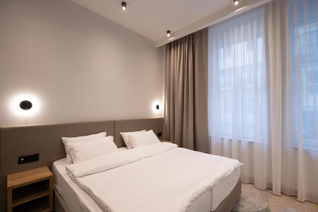 Hop Inn Rooms & Suites Βελιγράδι Εξωτερικό φωτογραφία